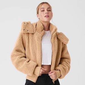 ALO Yoga Womens Foxy Sherpa Jacket Coat Full Zip Hooded Camel Tan Beige-Small